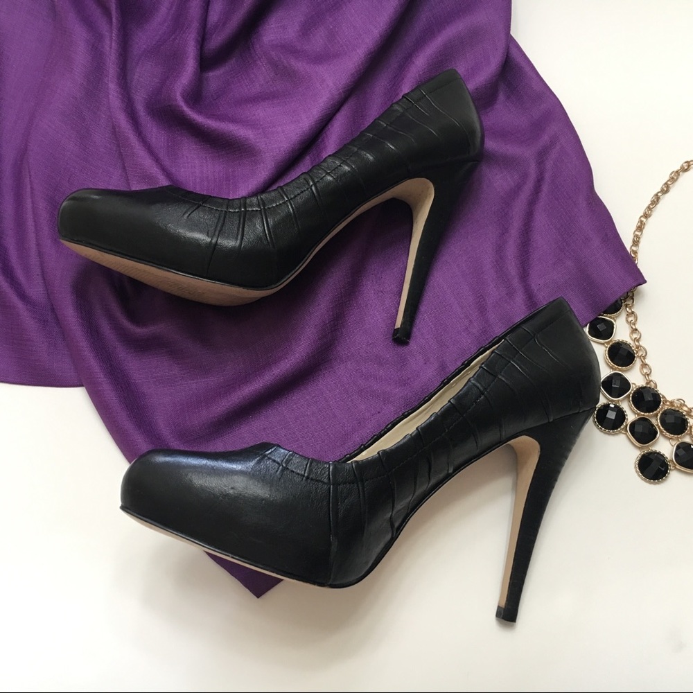 Aldo Black Leather Heels, sz 40/9 - Picture 3 of 8